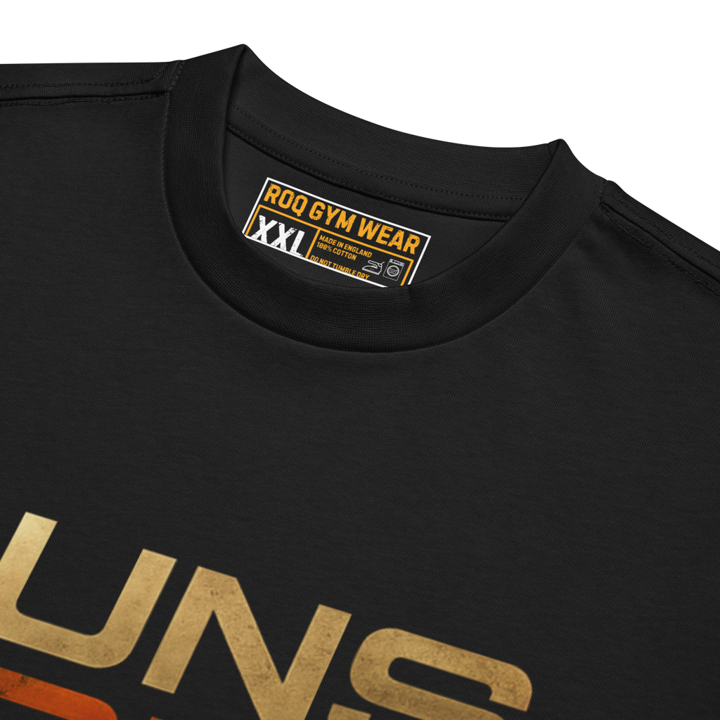 Guns Out - Oversized T-Shirt - Black